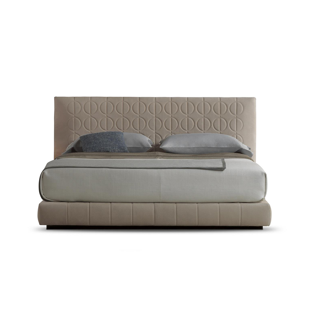 Curtis 180 bed by tolica